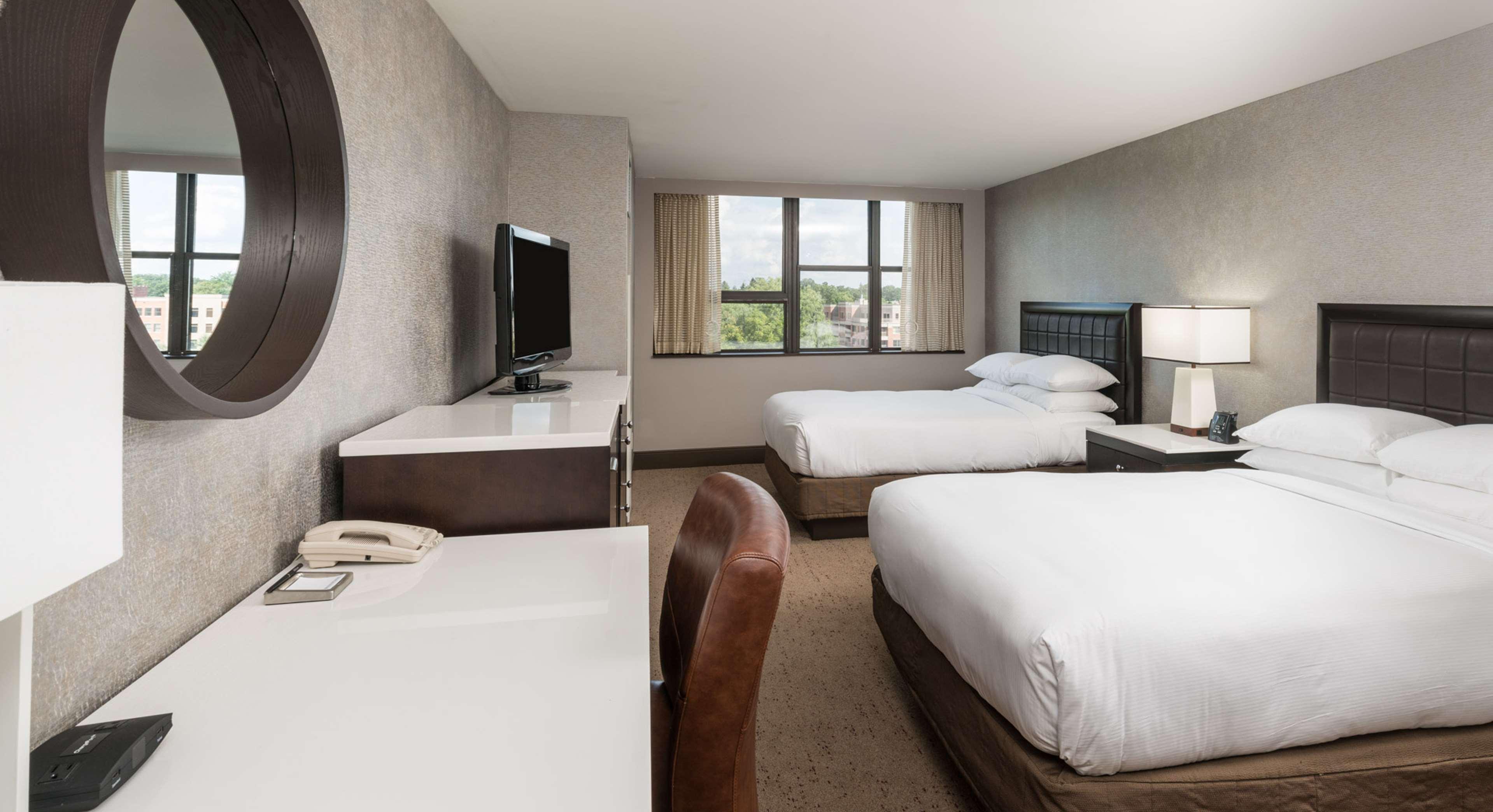 The Saratoga Hilton Ξενοδοχείο Σαρατόγκα Σπρινγκς Εξωτερικό φωτογραφία