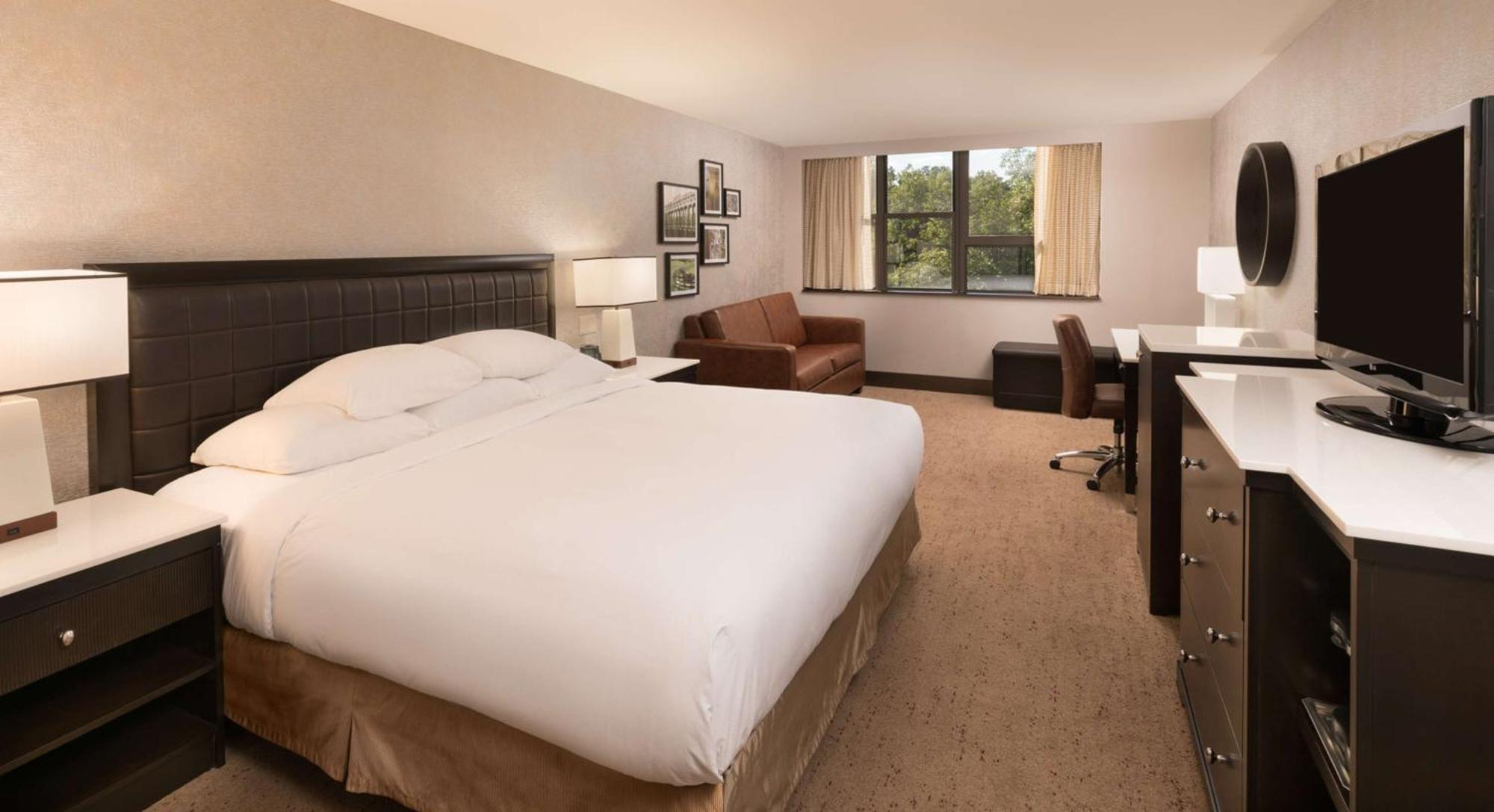 The Saratoga Hilton Ξενοδοχείο Σαρατόγκα Σπρινγκς Εξωτερικό φωτογραφία
