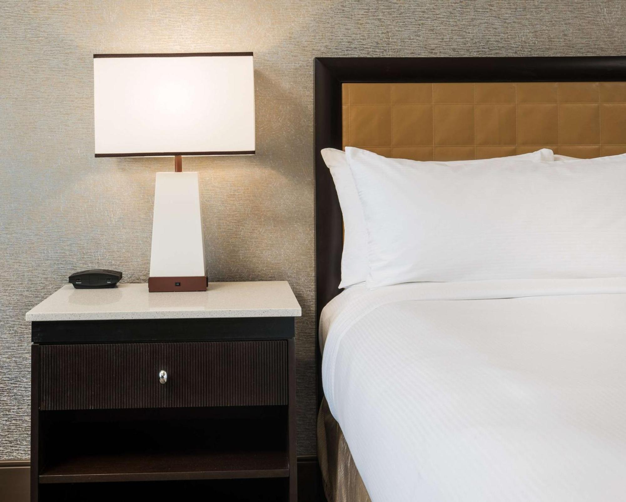 The Saratoga Hilton Ξενοδοχείο Σαρατόγκα Σπρινγκς Εξωτερικό φωτογραφία